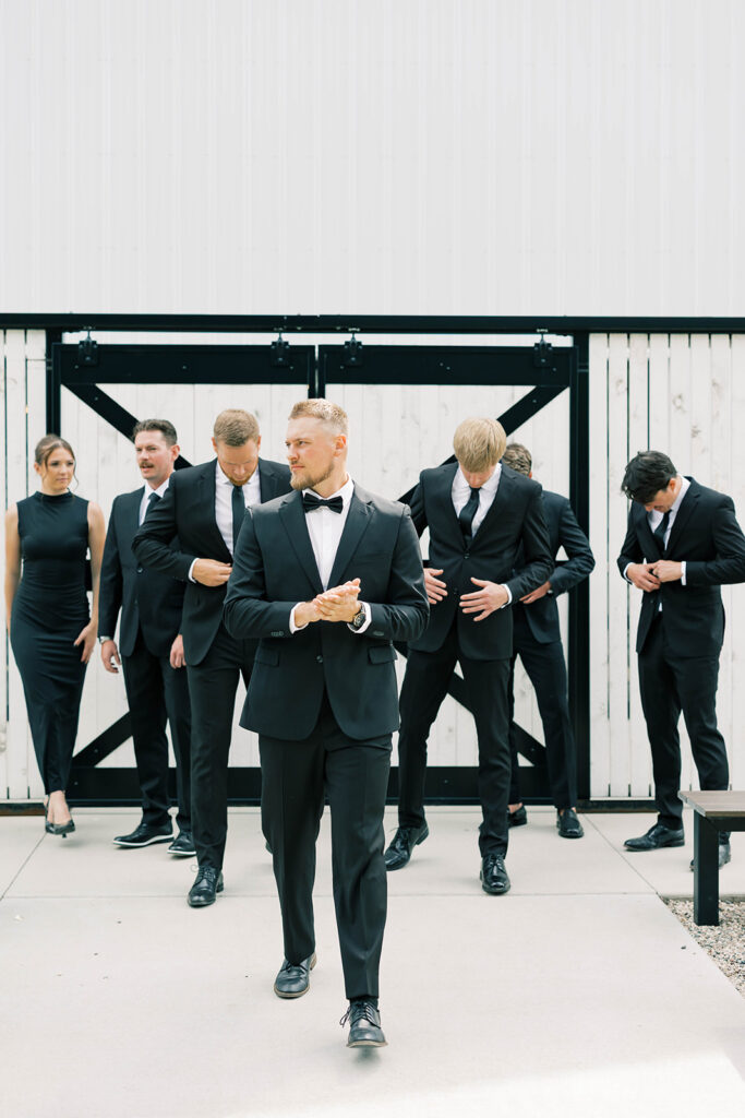 groomsmen