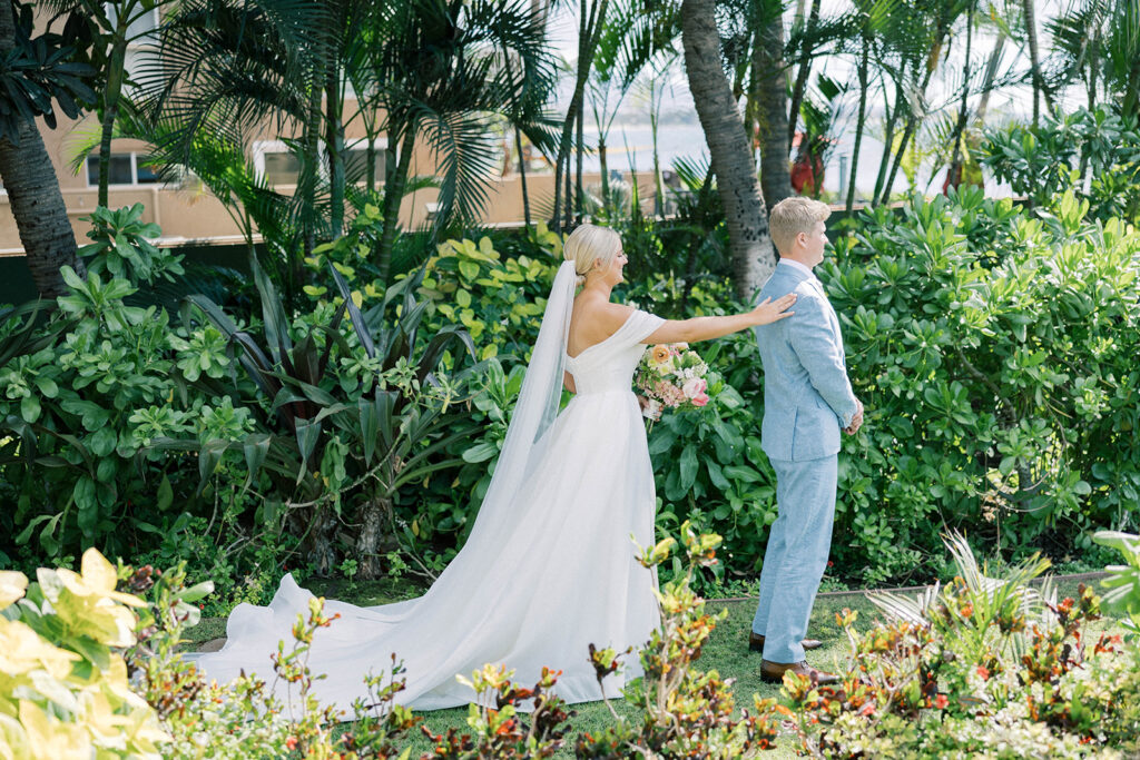 Bride and groom first look in hawaii