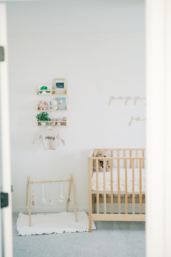 Maternity Session, baby nursery 