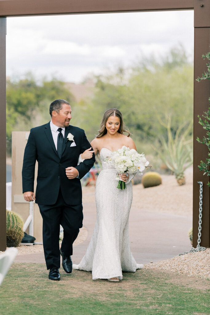 Scottsdale Wedding, bride and father waling down the aisle 