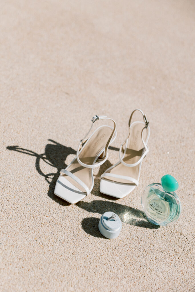 beach bride, cabo bride shoes