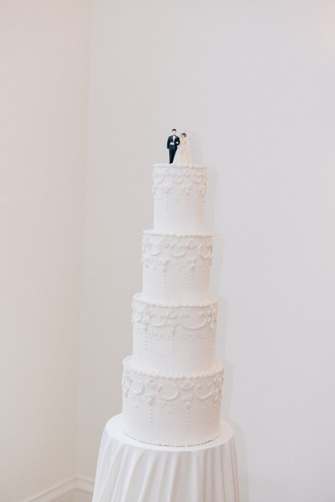 simple wedding cake