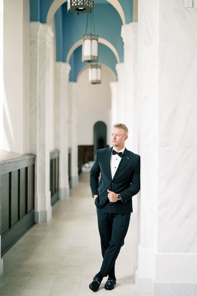 groom portrait