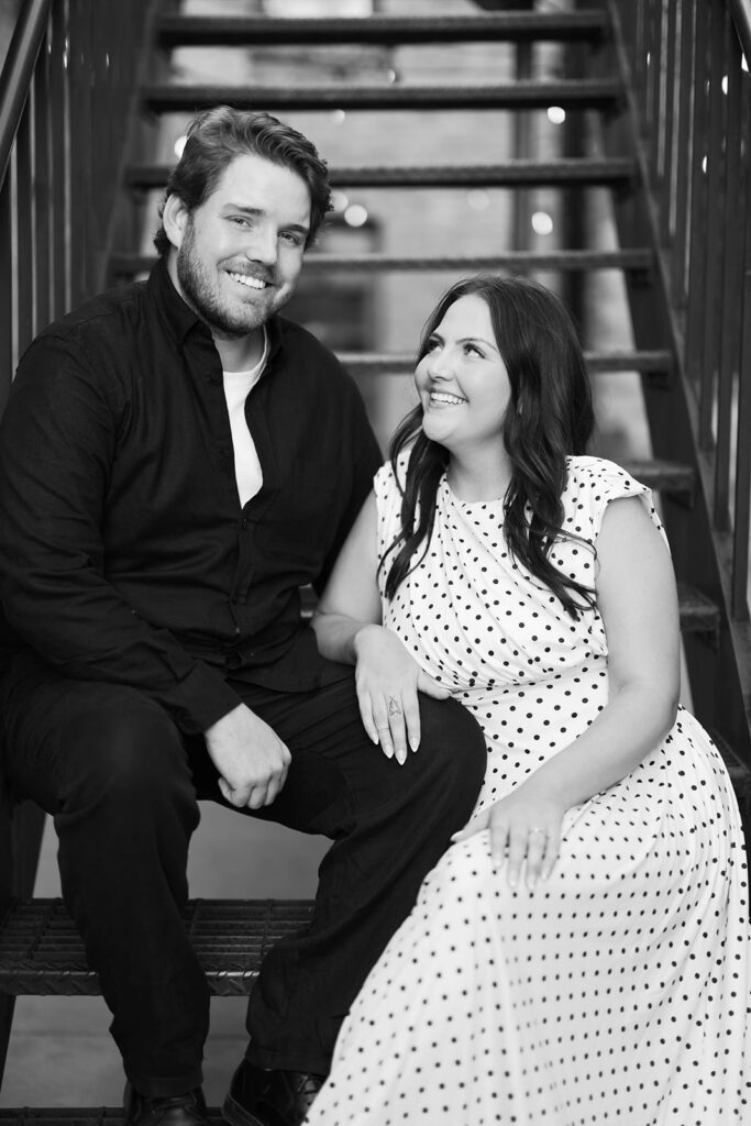 Urban B&W couple portraits 