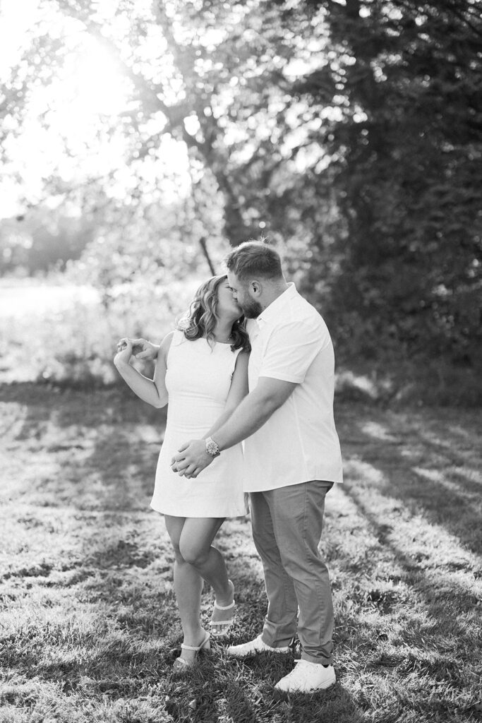 B&W couple portraits In the park