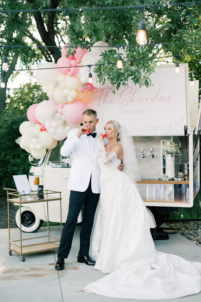 Fargo wedding photographer Liv By Grace Photo