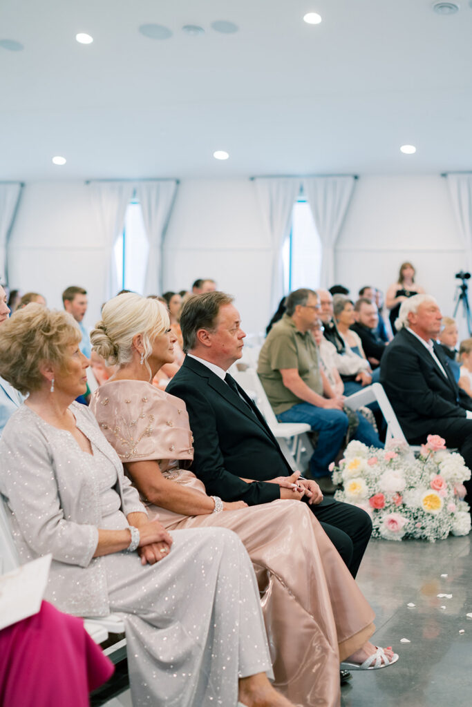 Fargo wedding photographer Liv By Grace Photo