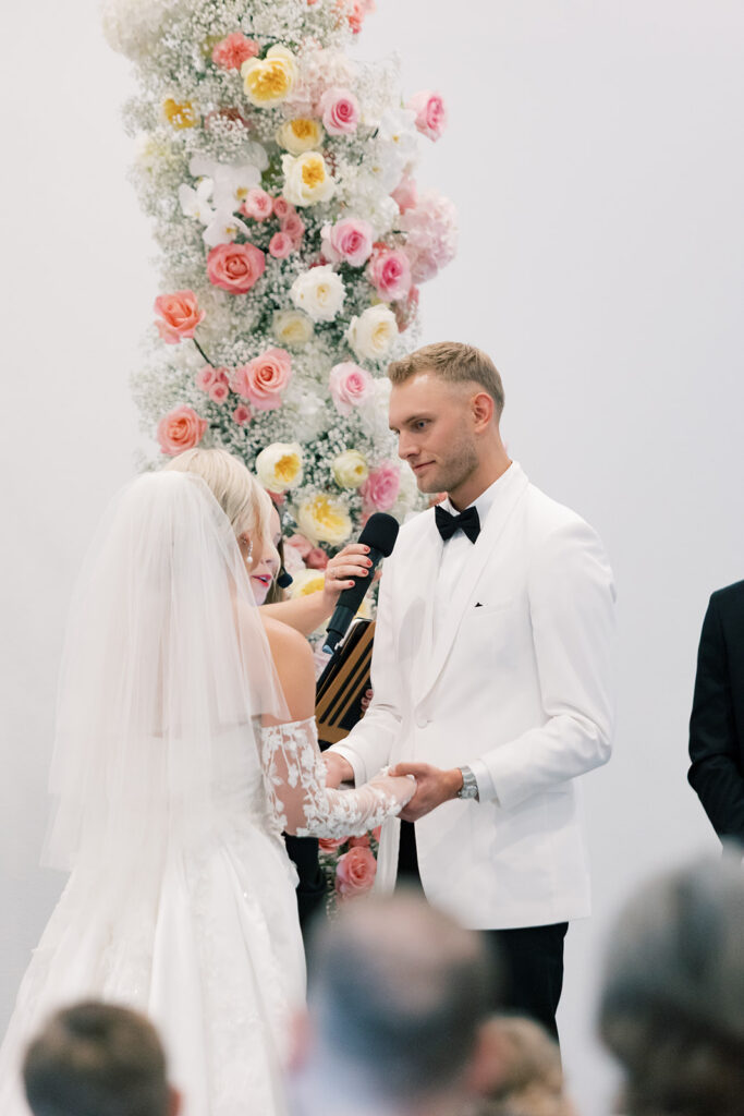Fargo wedding photographer Liv By Grace Photo