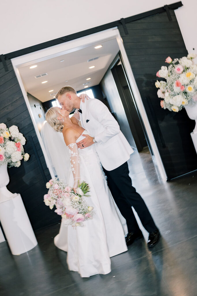 Fargo wedding photographer Liv By Grace Photo